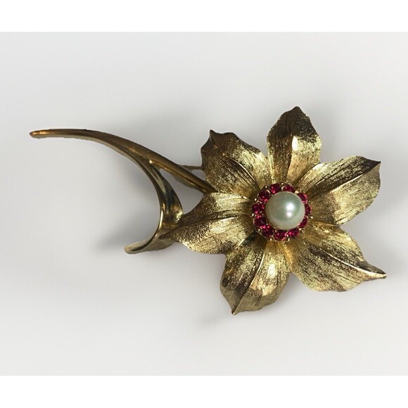 VTG 60's Marcel Boucher Signed Gold Plated Narcissus Flower Brooch w/Pearl 8367P - Picture 1 of 7